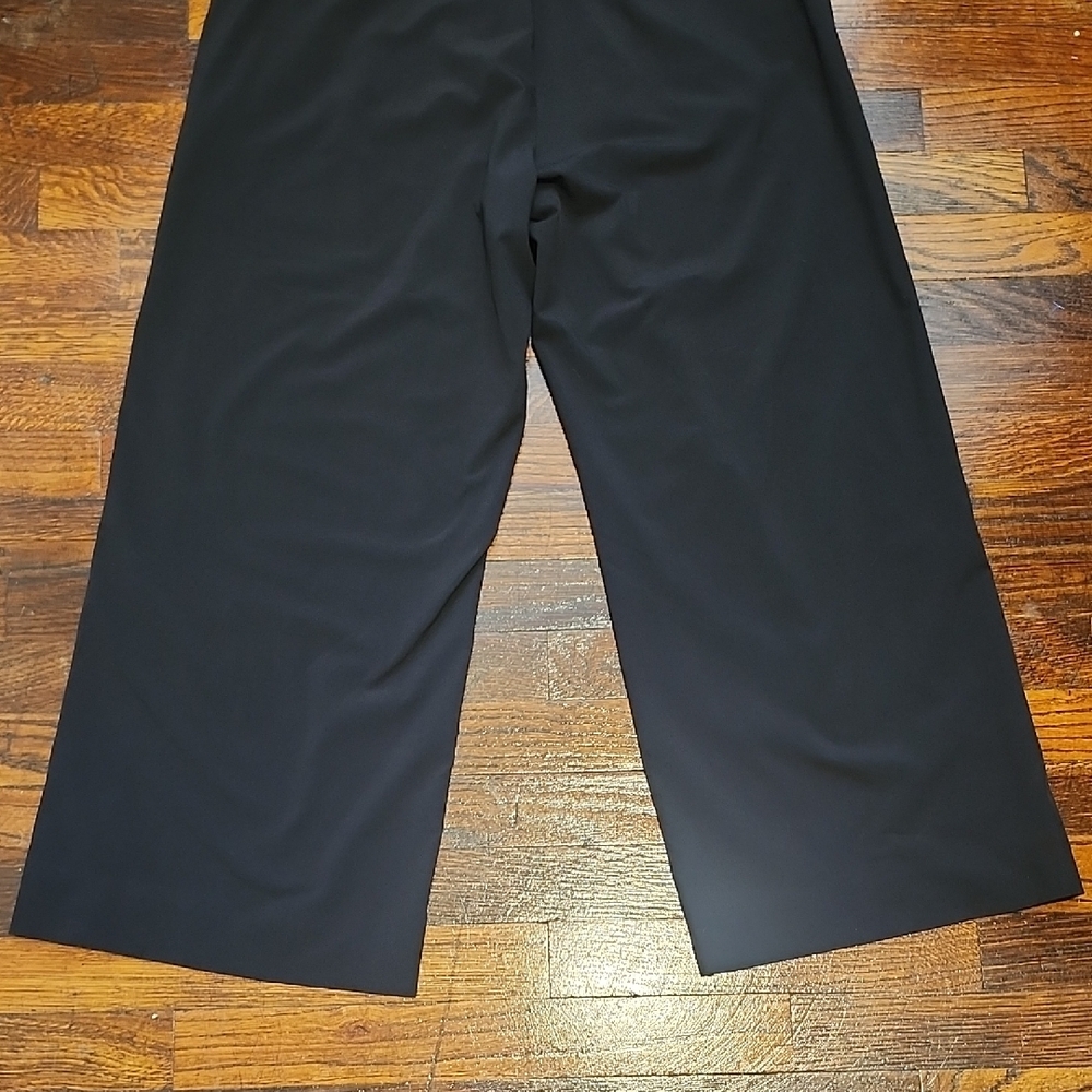 Athleta Black Ankle Cropped Pants Relaxed Fit - Picture 9 of 10